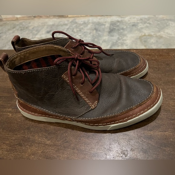 Clark’s Gereld Chukka - Picture 1 of 6